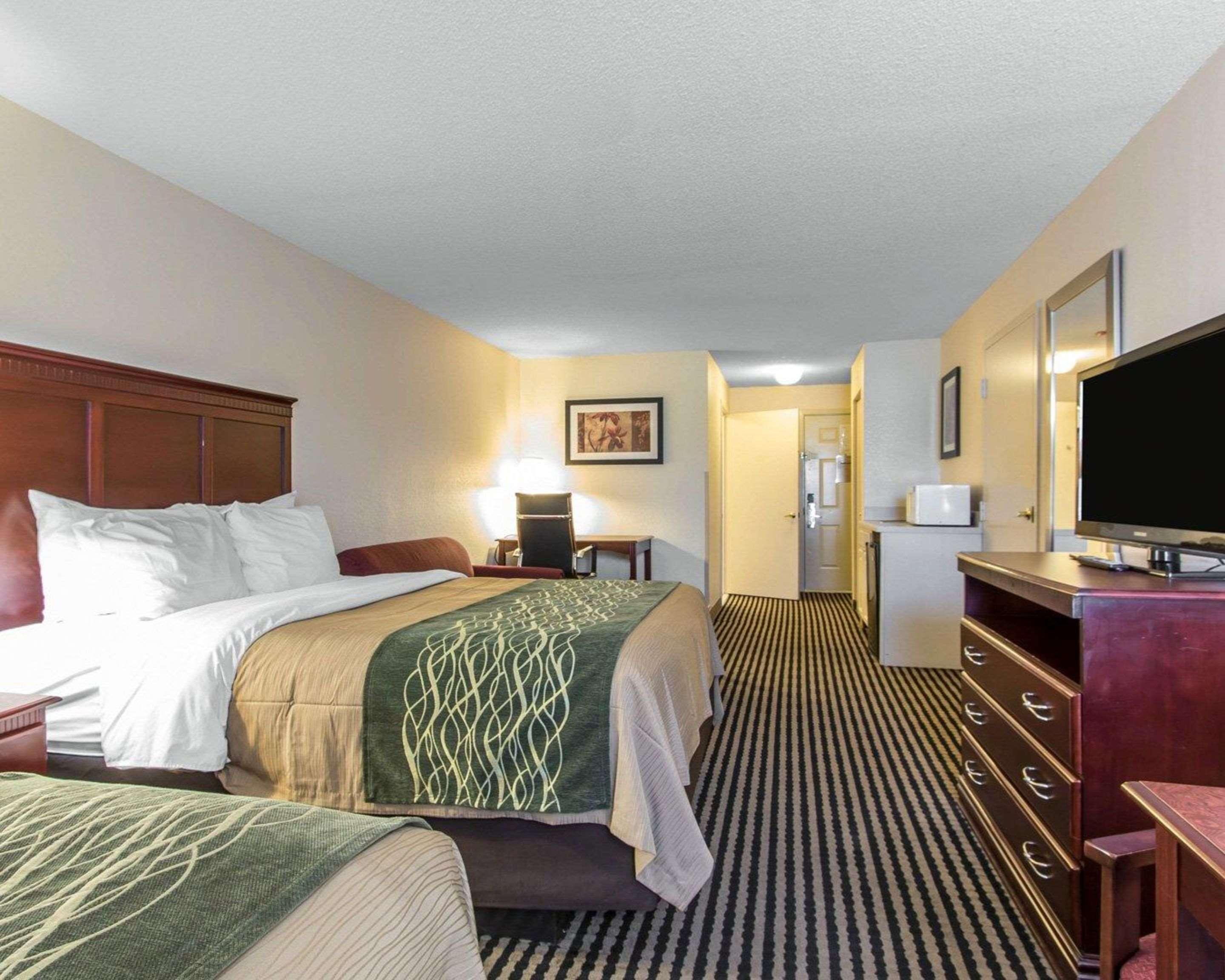 Comfort Inn Birmingham - Irondale Exterior photo