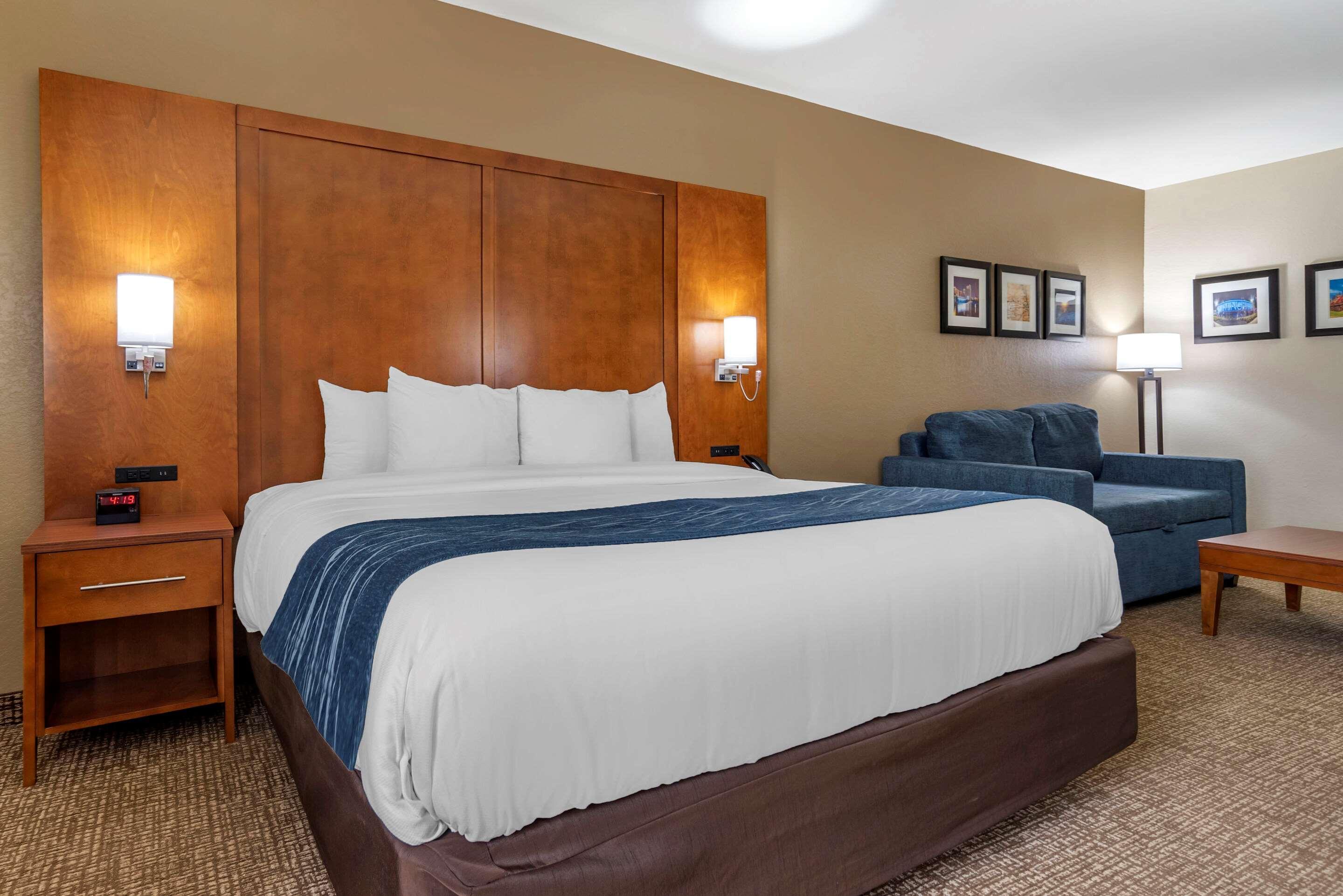 Comfort Inn Birmingham - Irondale Exterior photo