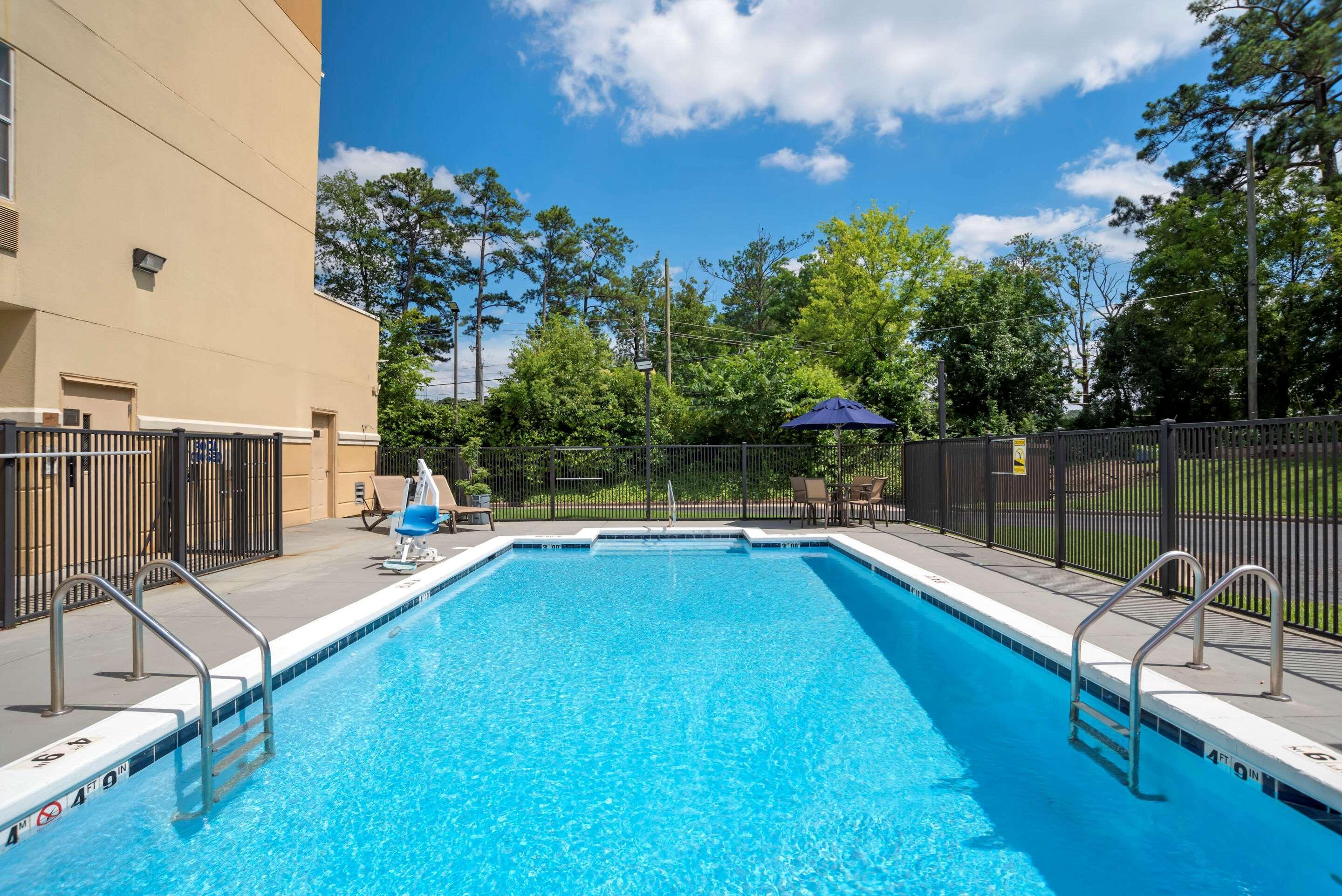 Comfort Inn Birmingham - Irondale Exterior photo